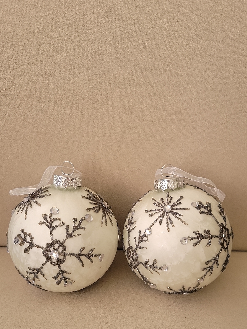 White Gray Snowflake Hanging Holiday Christmas Ornament Set Of 2 Decor